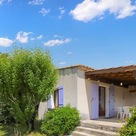 2 Bedroom Gorgeous In Bessas